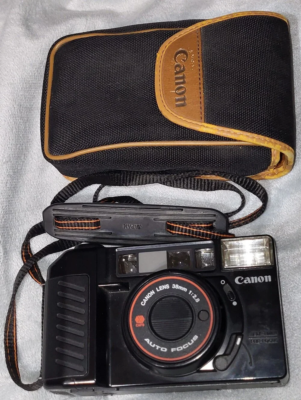 Canon Sure Shot Auto Focus 35 mm Point And Shoot Camera Clean With Case vtg 80s
